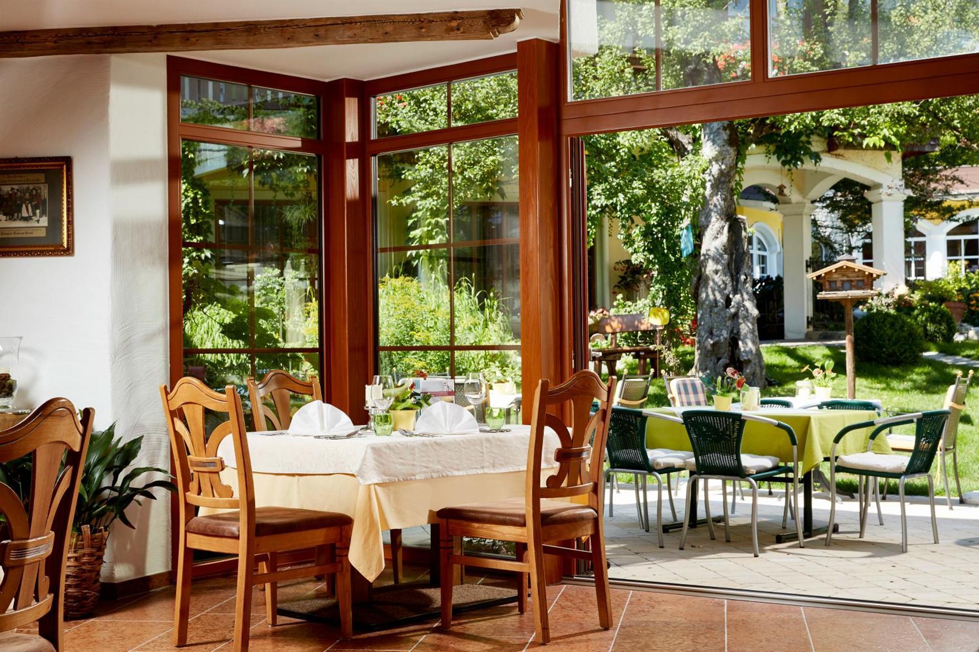 Fish'Inn Zell - Hotel Fischerwirt Цел ам Зее Екстериор снимка