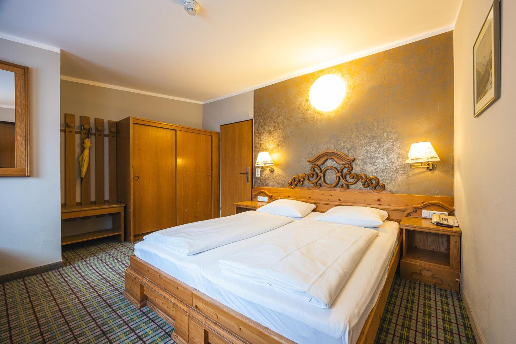Fish'Inn Zell - Hotel Fischerwirt Цел ам Зее Стая снимка